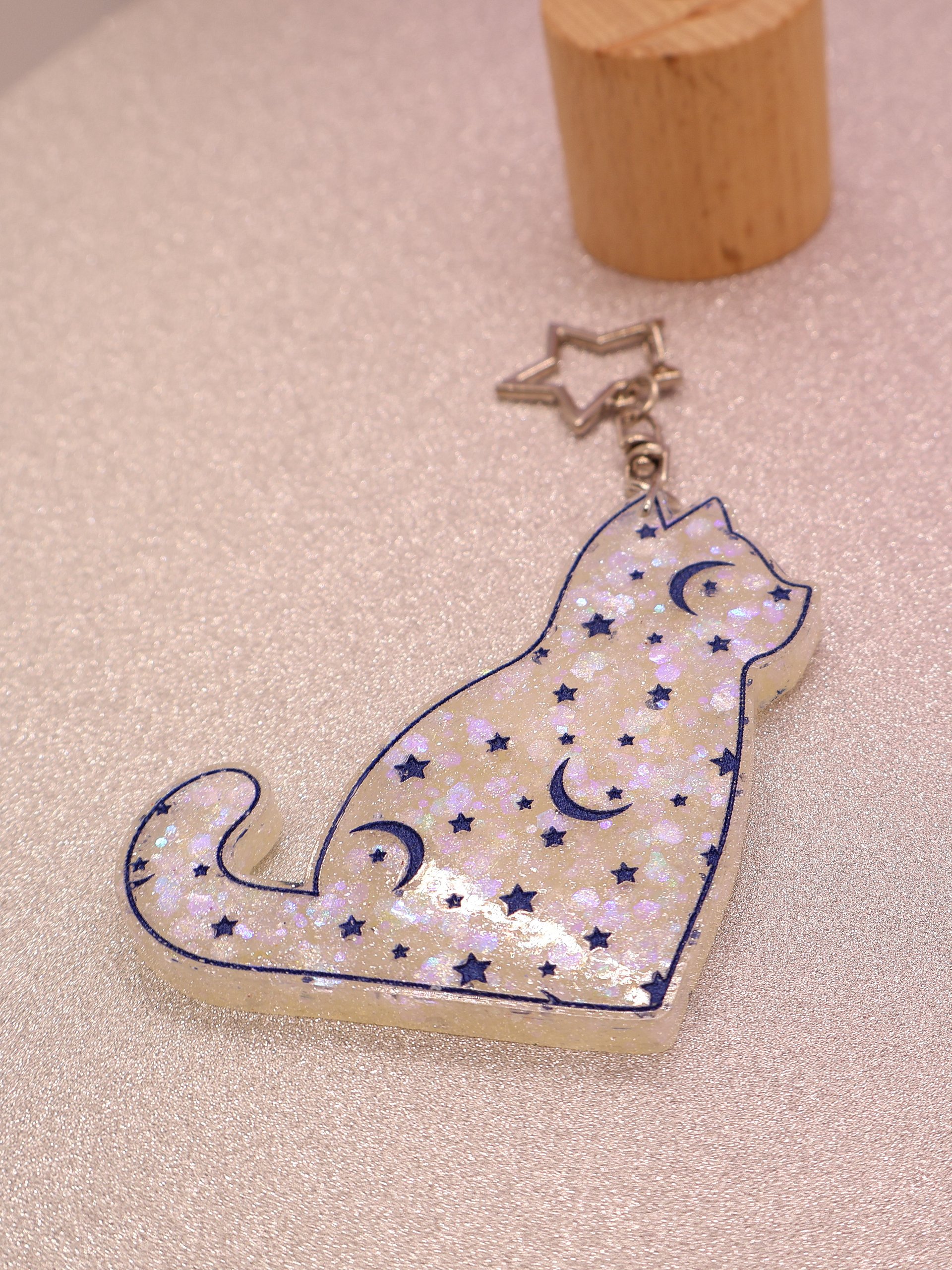 Galaxy Cat Keychain product image (2)