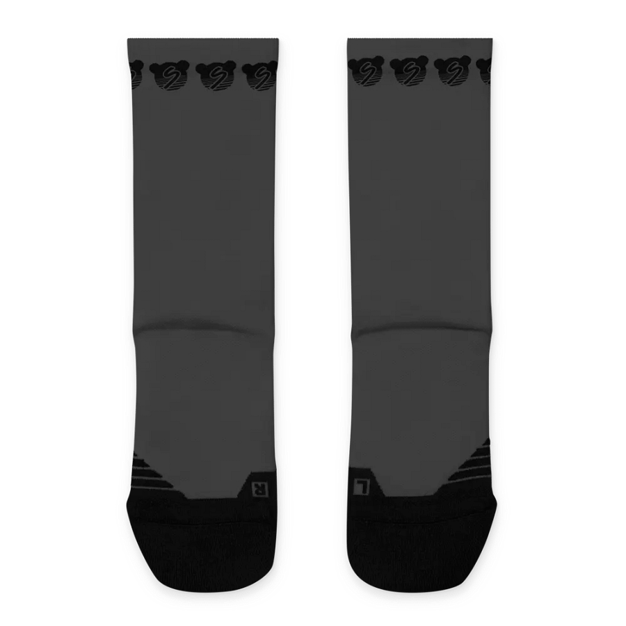 minimal basketball socks product image (2)