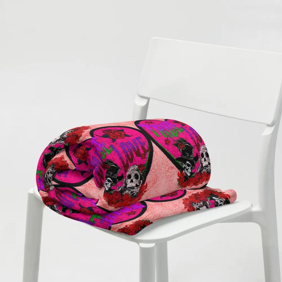 True Love Pink & White Blanket product image (10)