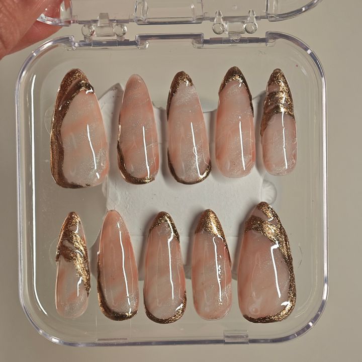 Marble and Gold product image (2)