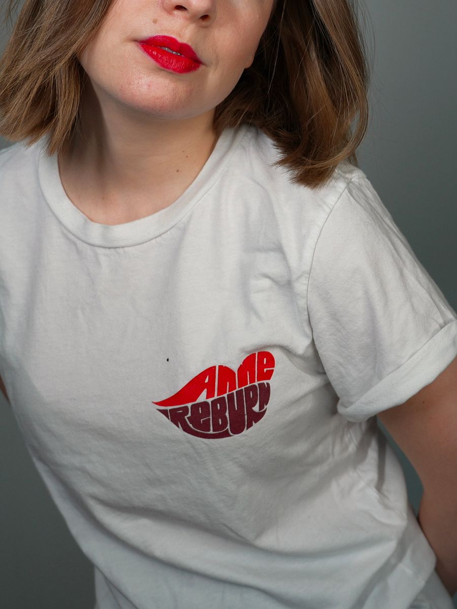 Roll-Cuff Tee - Lip Logo product image (3)