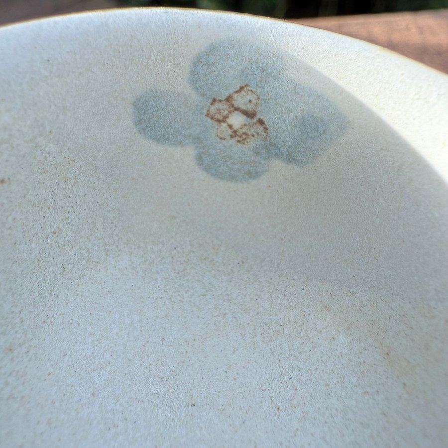 🎎 Small Japanese Sake Cup (Guinomi) with Bamboo Motif – Mid-Showa Era – Japan Antique Roadshow product image (6)