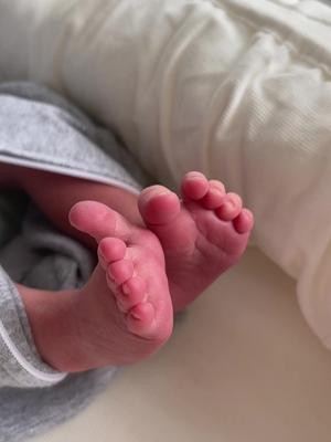 Already 8 days old 😭 #newborn #newbornbaby #newsoul #babyboy #baby  #babytok 