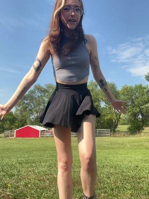 This dance is so simple and so fun 🤗