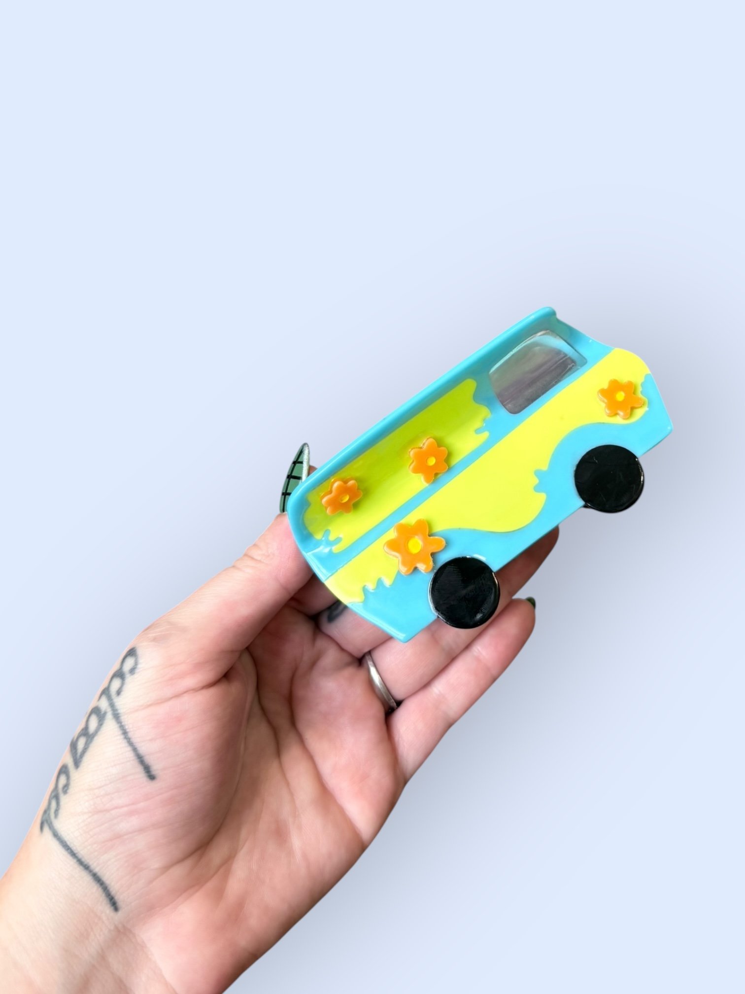MYSTERY MACHINE HAIR CLAW product image (1)