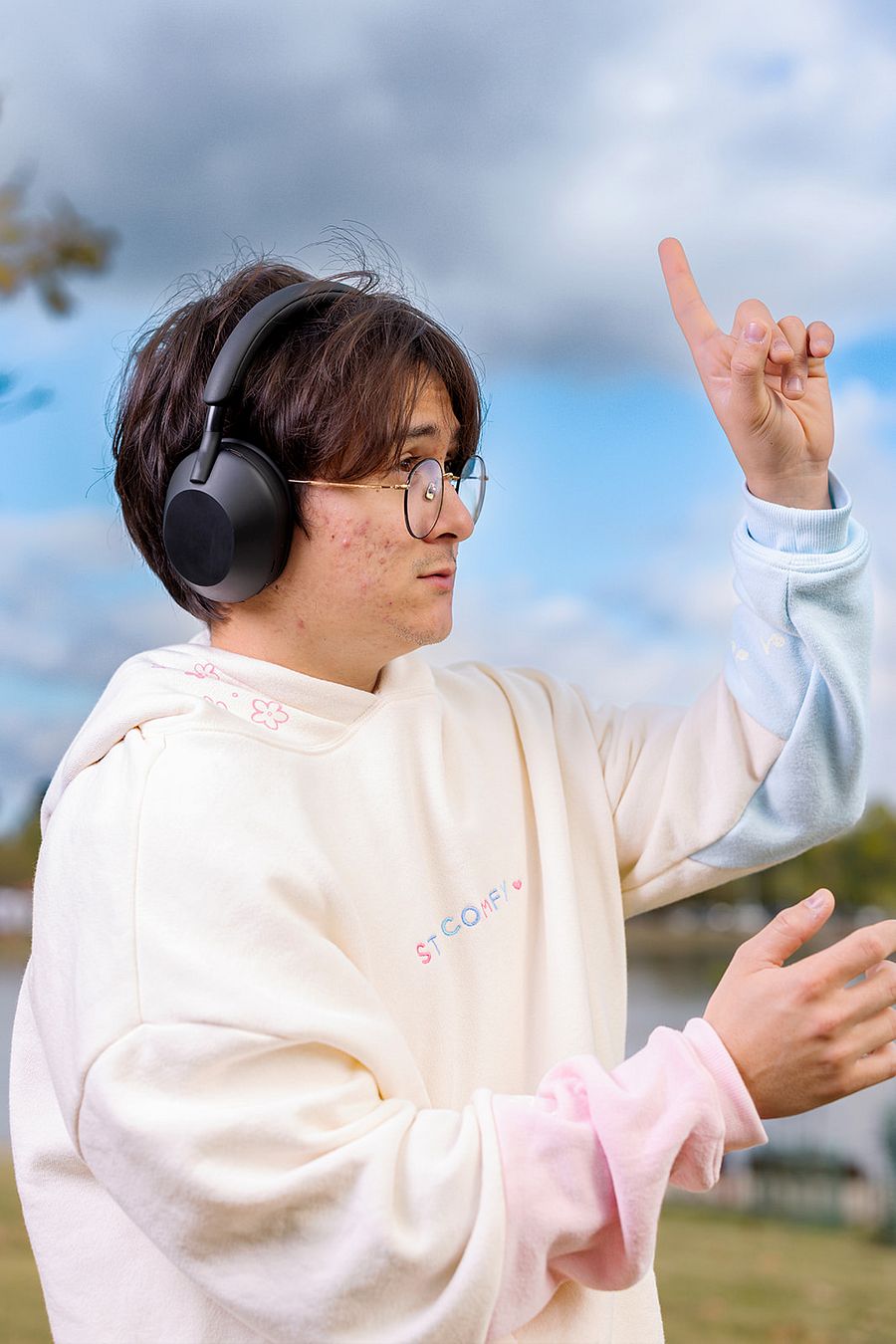 pastel doodle hoodie (pre-order) product image (3)