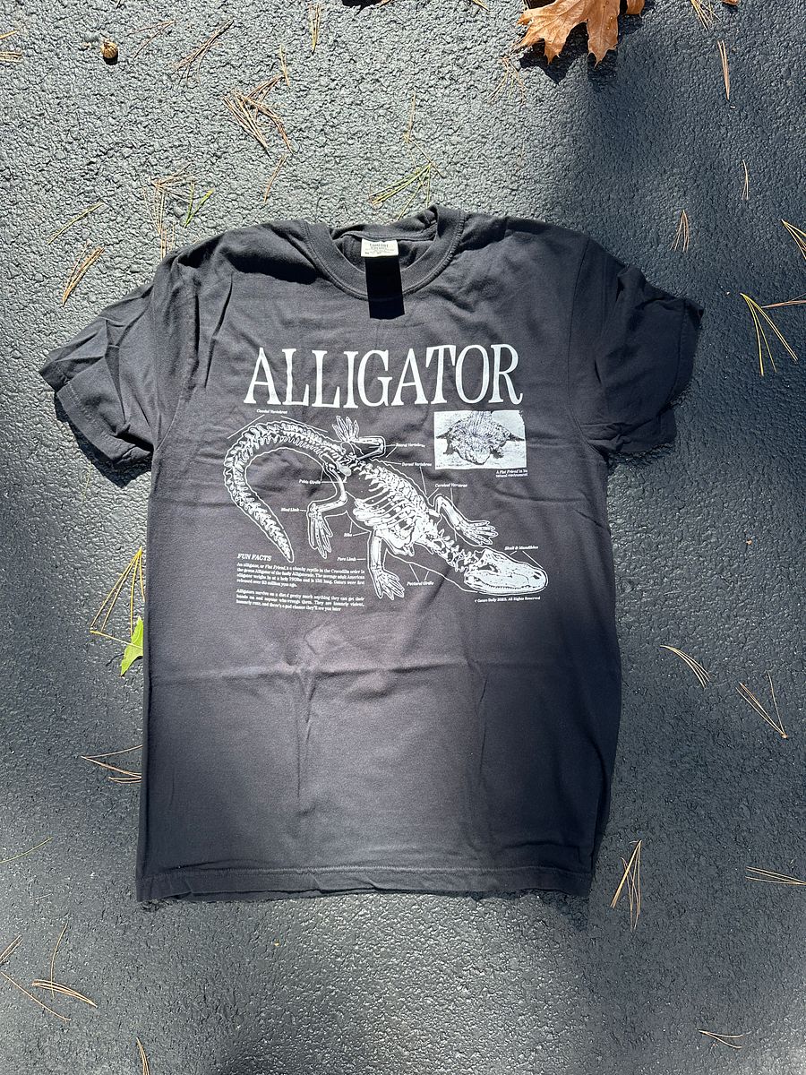 Aligator Skull Tshirt product image (1)