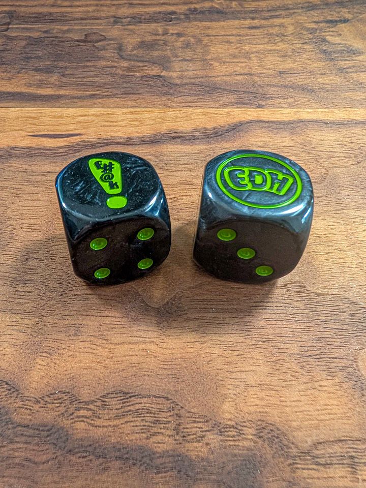 Oversized Pearlescent Black Dice Set with Green Pips - 30mm product image (2)