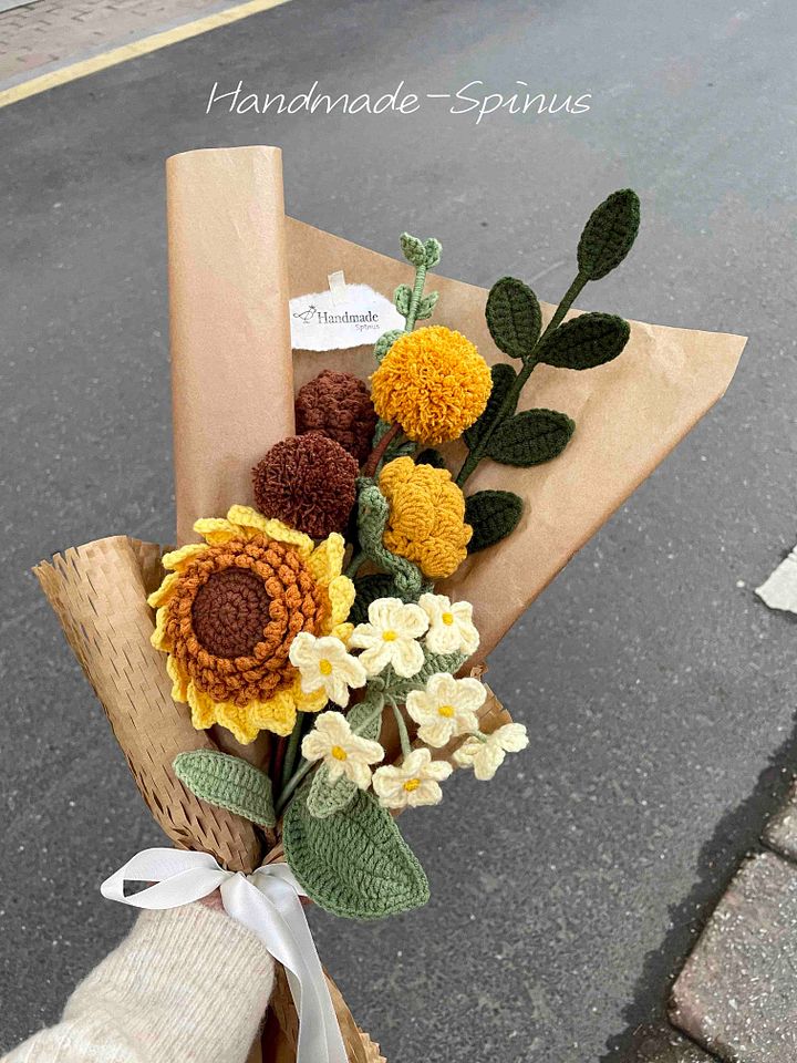 Sunflower Crochet Knit Bouquet product image (2)
