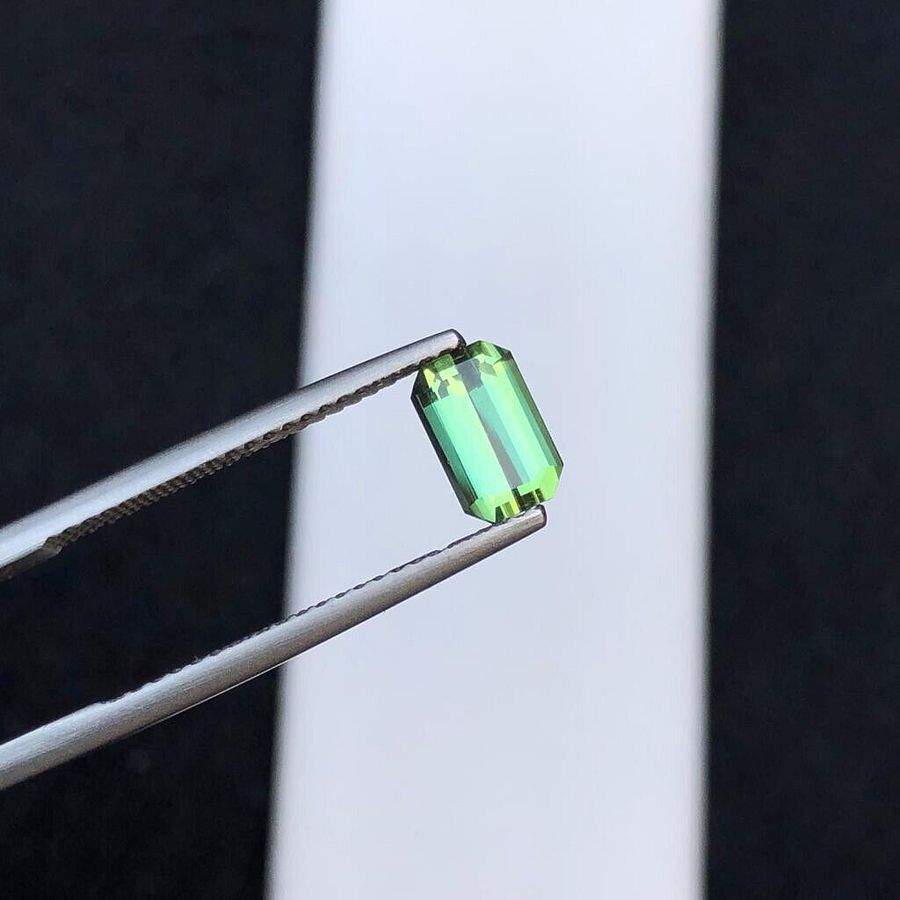 EMERALD CUT GREEN TOURMALINE GEMSTONE FOR WIRE WRAPPING STONE FOR GIFT, 1 CRT product image (2)