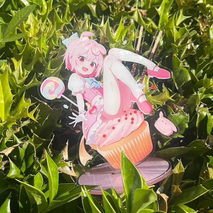 Mimi Cupcake Acrylic Standee [PREORDER] product image (1)