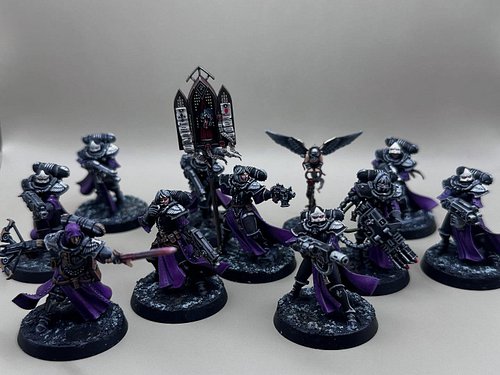 Battle Sisters squad complete. #nonmetallicmetal #warhammer #miniaturepainting