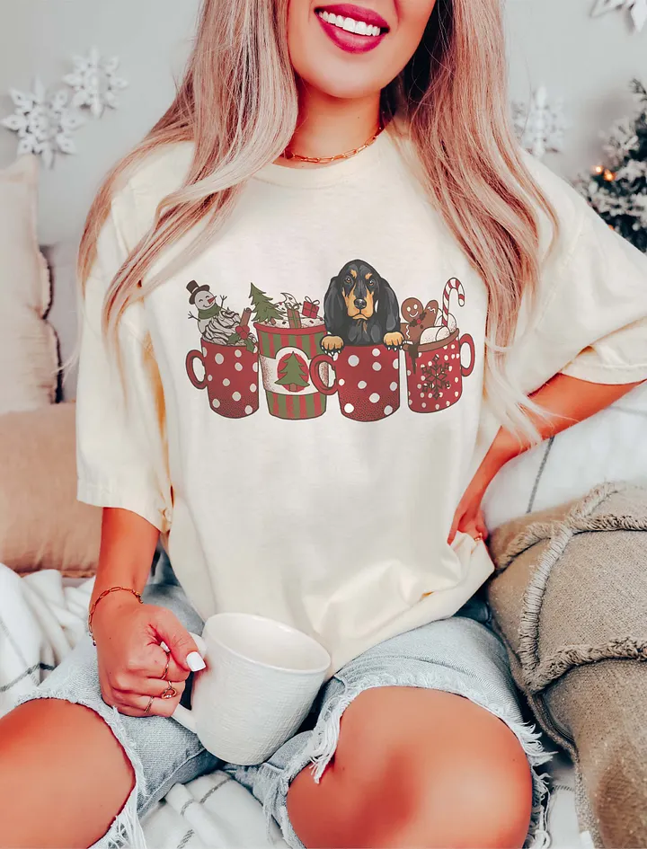 Cute Black & Tan Coonhound in a Christmas Cup T-Shirt | Funny Christmas Pup in a Cup product image (11)