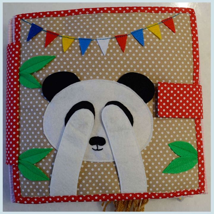 Personalized Montessori quiet felt book for toddlers product image (1)