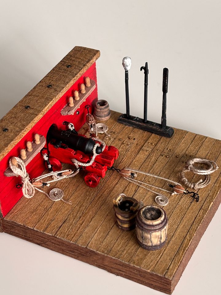 Wooden Diorama: Cannon Aboard a Historic Ship - red ship version product image (2)