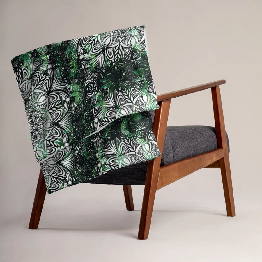 Foliage Fantasy Throw Blanket product image (5)