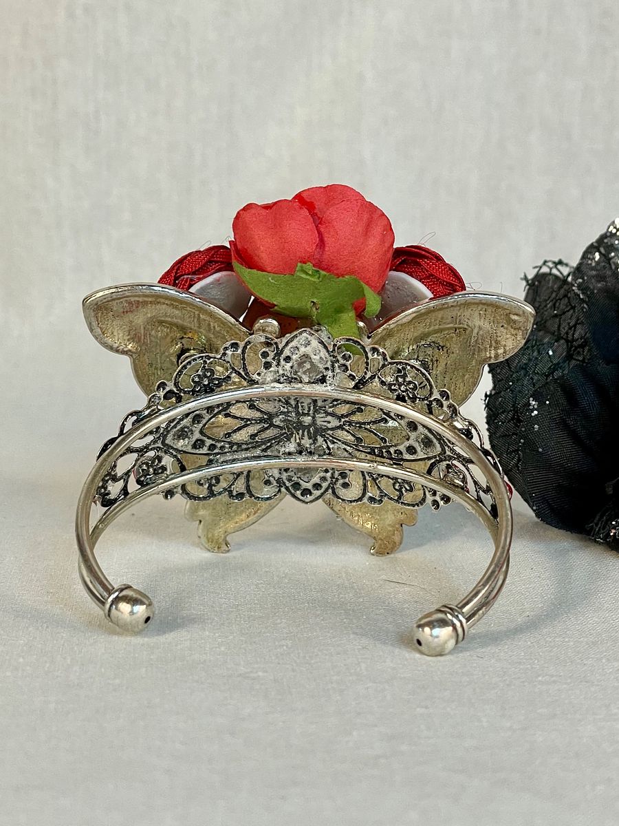 Red Roses Dia de los Muertos Cuff product image (5)