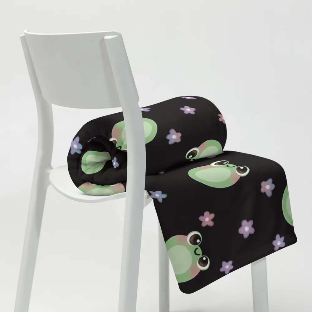 Froggy Throw Blanket product image (20)