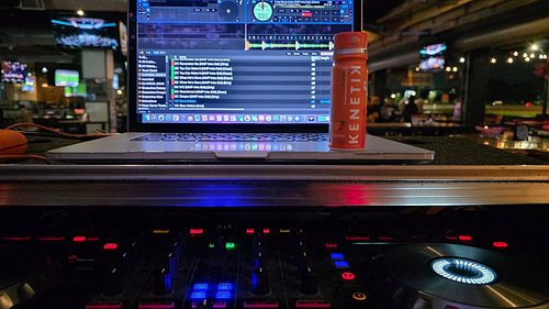 Feels good knowing that this @bekenetik shot will give me clean sustainable energy throughout my late night DJ sets. Unlike o...