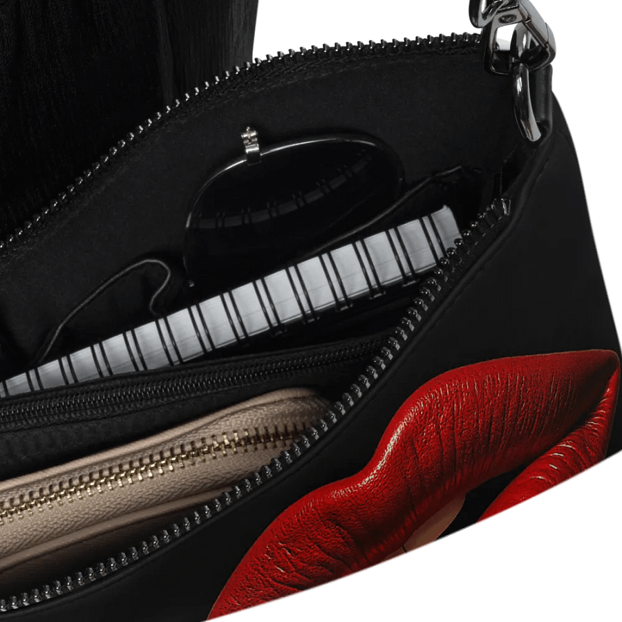 Red Lips Purse product image (5)