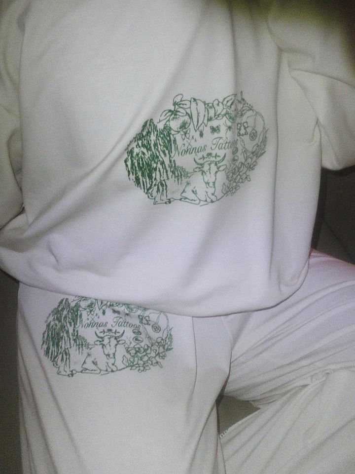 nonnas lounge crew product image (2)