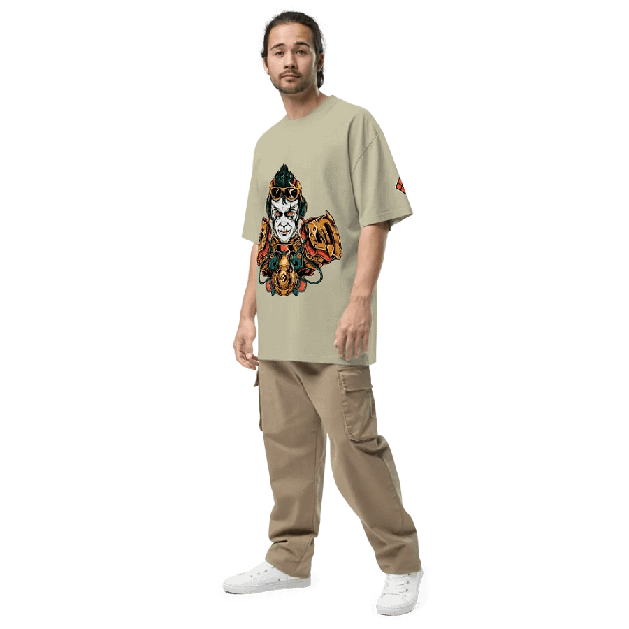 Oversized LOCKED IN Tee product image (24)