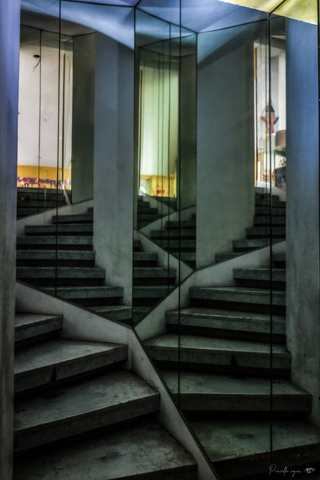 Endless Reflections product image (1)