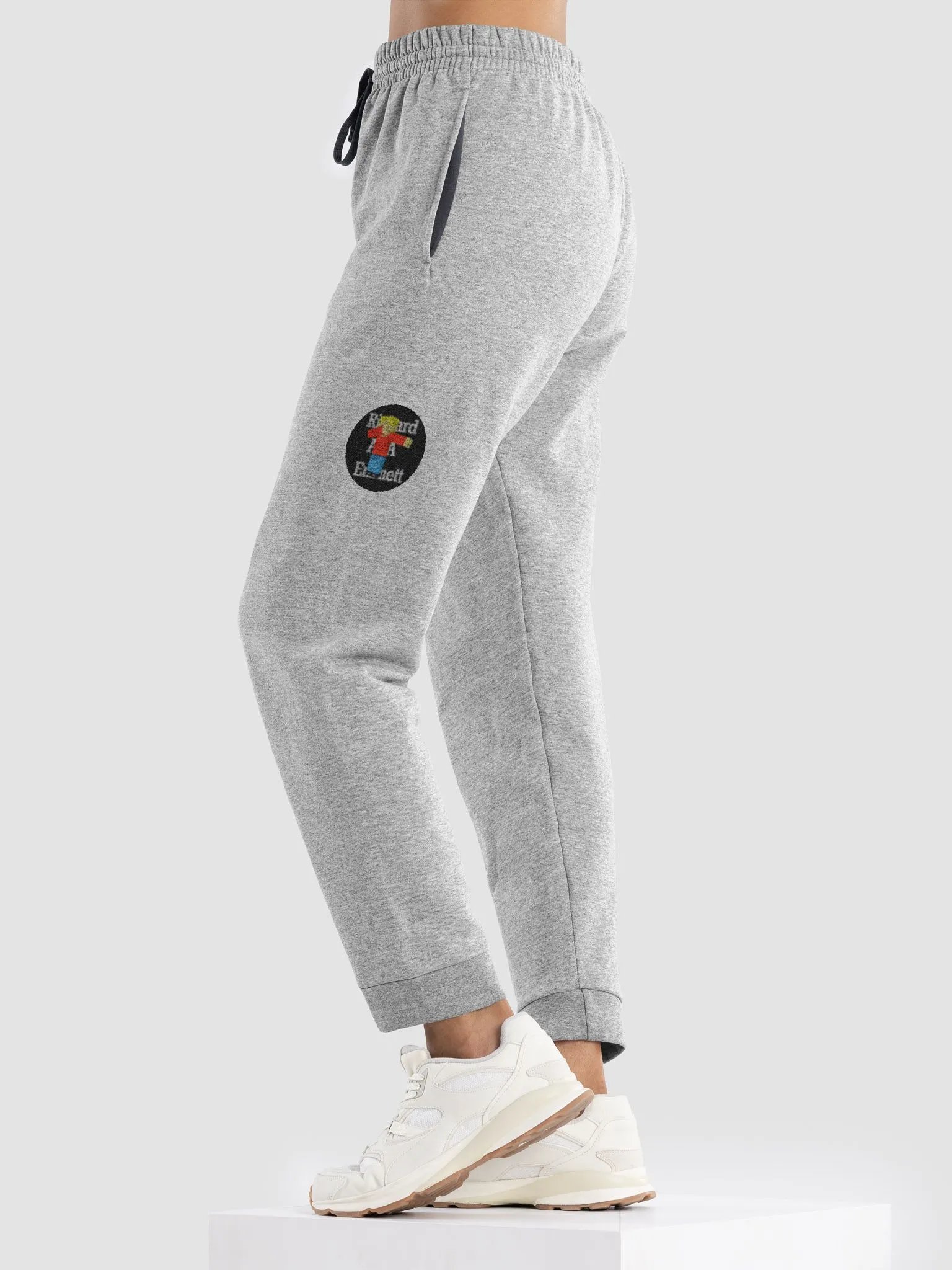 RAKAE Jogging pants product image (3)