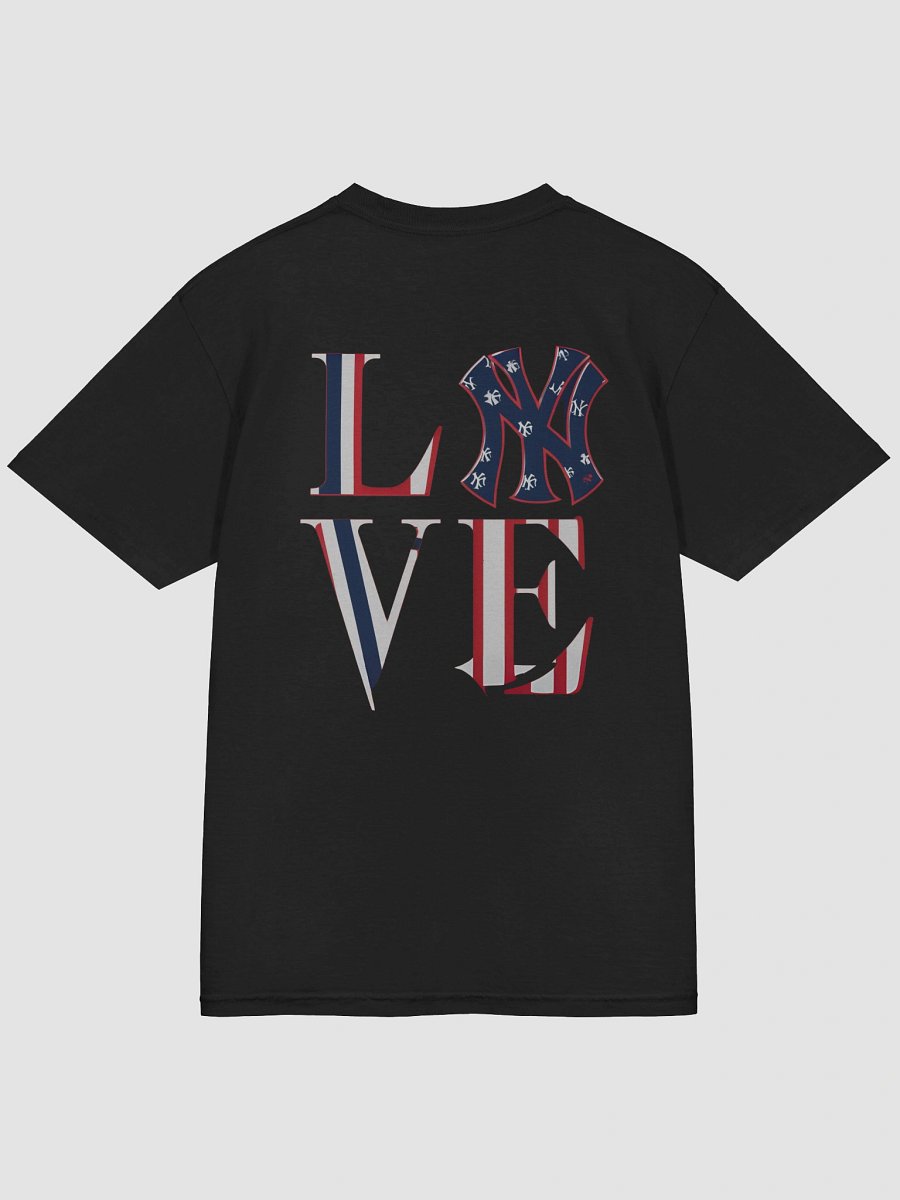 Patriotic Love Graphic Tee product image (44)