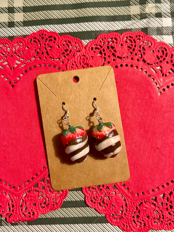 Chocolate Covered Strawberry Swirl Earrings product image (1)