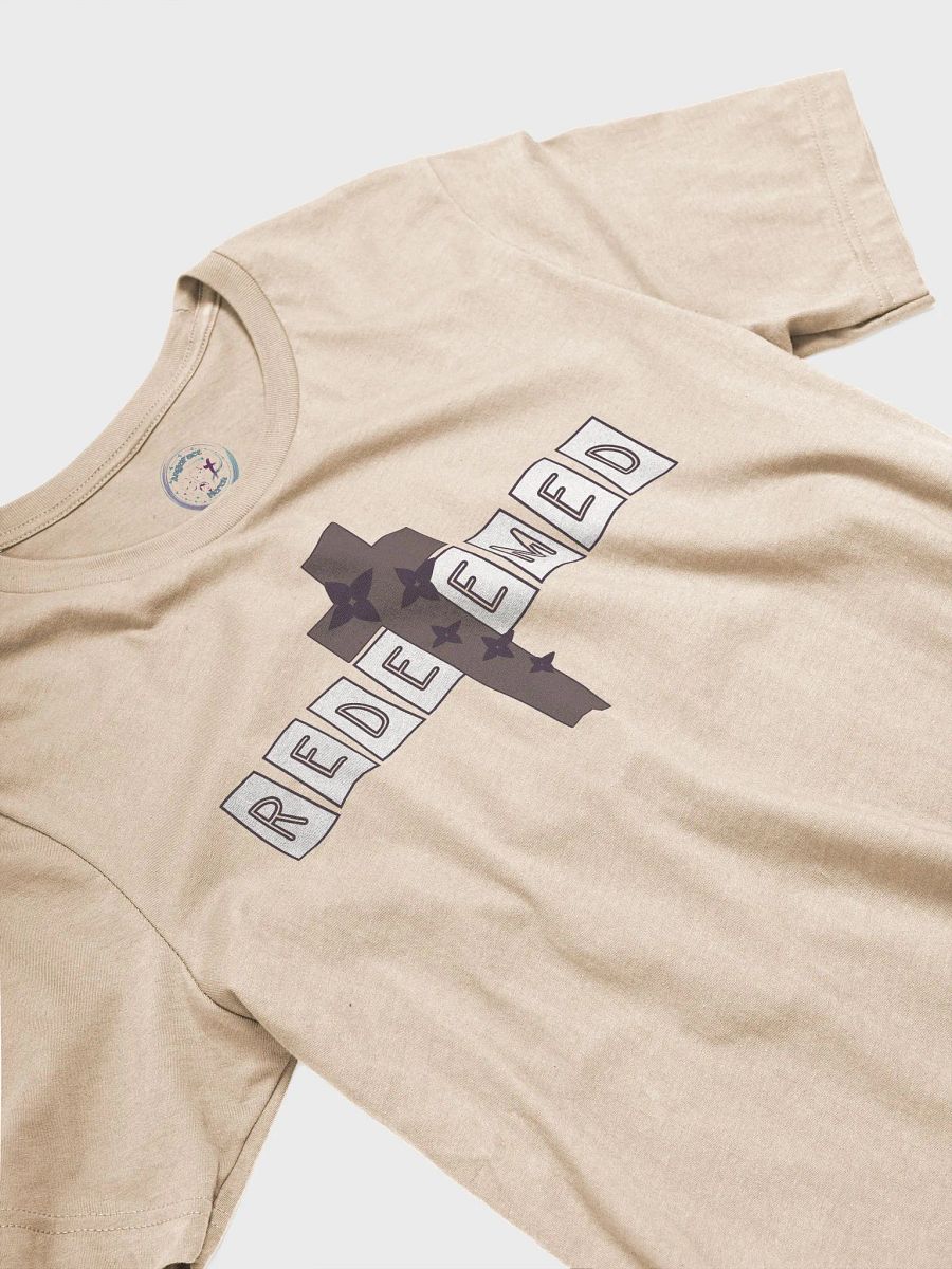 Redeemed Cross of Jesus Tee product image (6)
