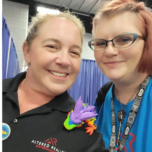 Emily is one of my favorite con humas of all time.