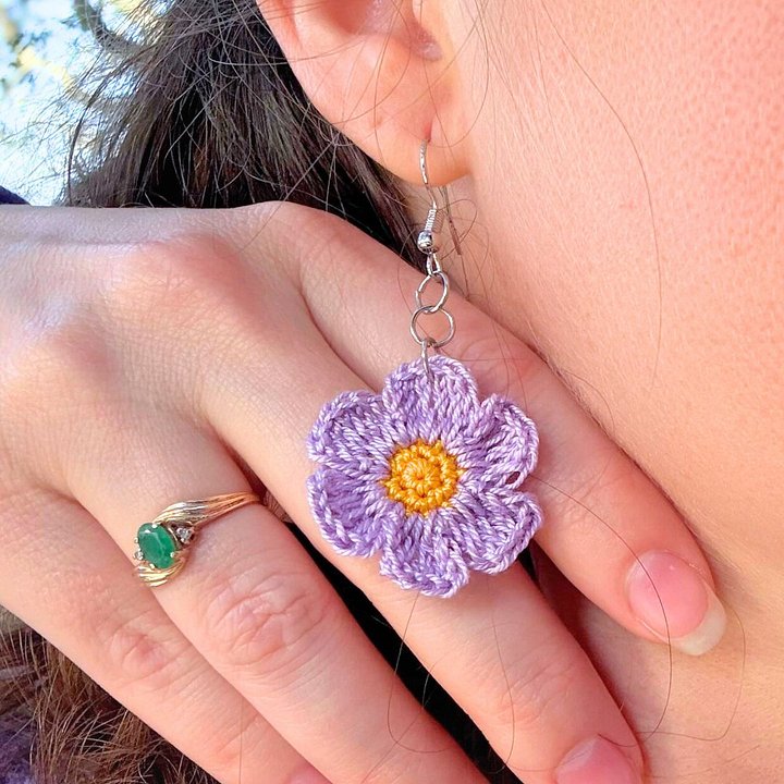 Handmade Crochet Daisy Earrings (Finished product ready to ship) product image (1)