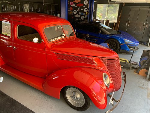 Some days don’t go as planned, and rather than going to Cars and Coffee, you get rescued by a friend. @pete_disalvo #37ford #...