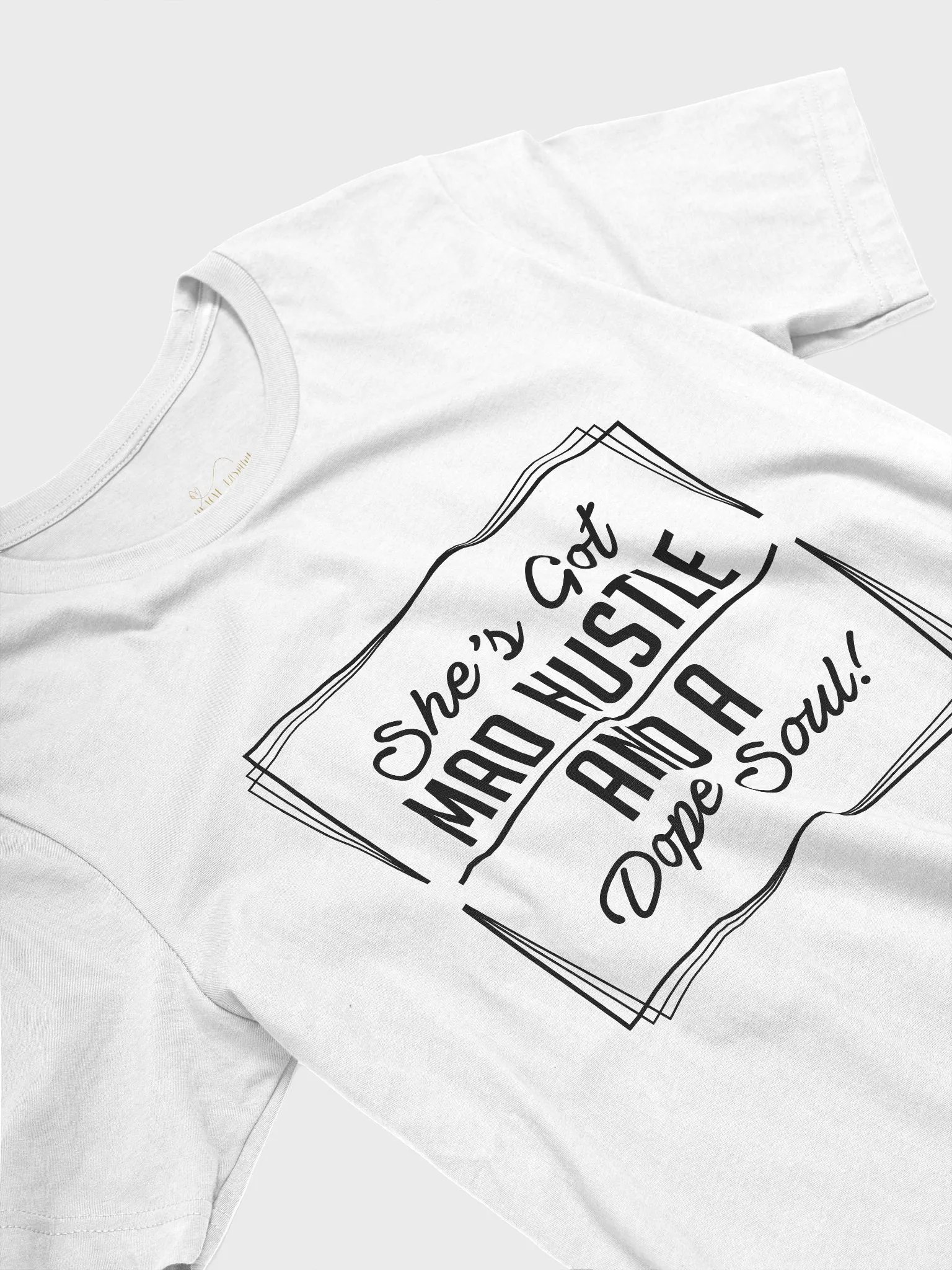 SHE'S GOT MAD HUSTLE AND A DOPE SOUL! T-SHIRT & DAILY AFFIRMATIONS JOURNAL BUNDLE product image (4)