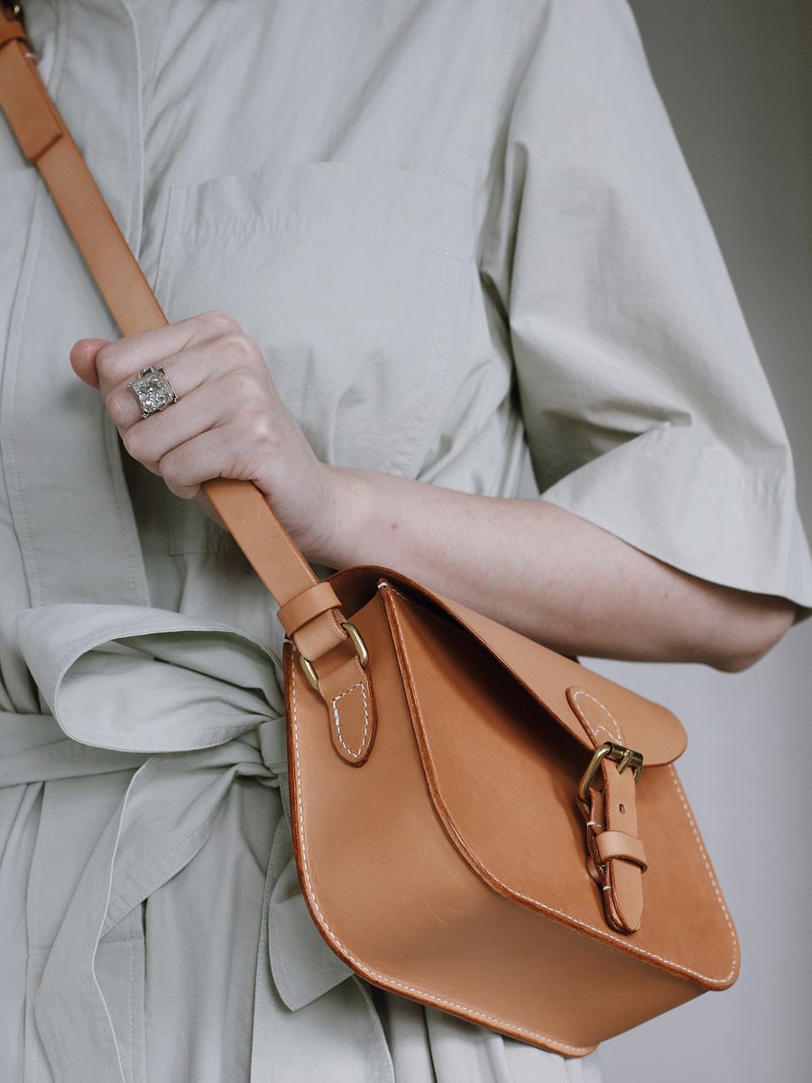 Vegetable Tanned Leather Saddle Bag - Small product image (6)
