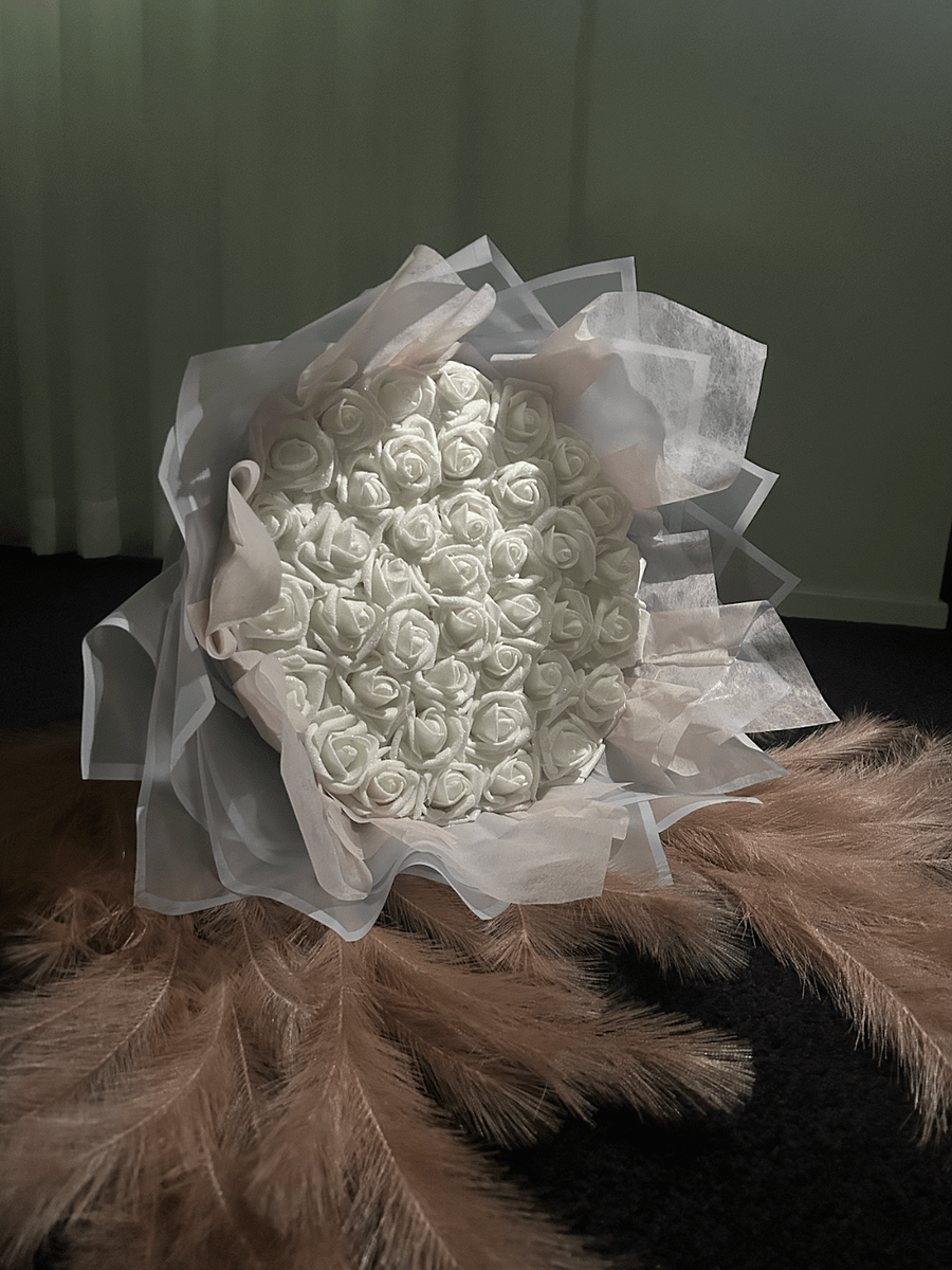 White Glitter Bouquet product image (2)