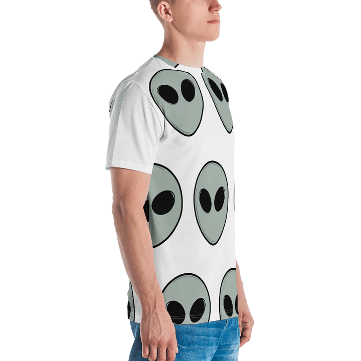 The Aliens Are Coming - Multiple Alien Heads - Crew Neck T-Shirt product image (1)