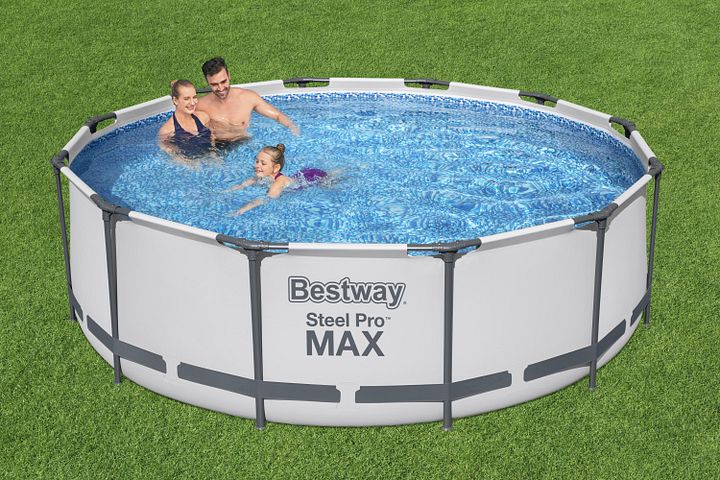Bestway (56420) Steel Pro MAX™ 12' x 48"/3.66m x 1.22m Pool Set product image (2)