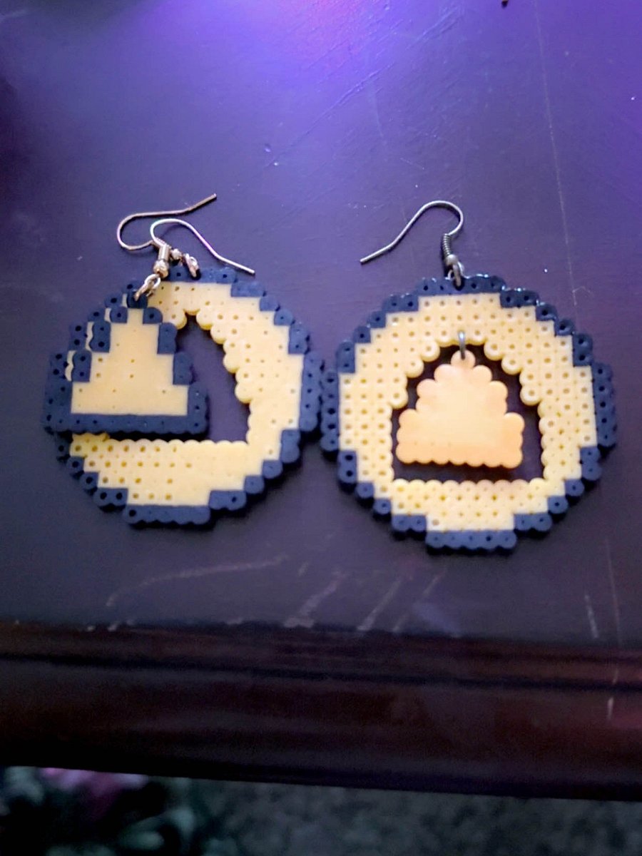 Perler earrings product image (4)
