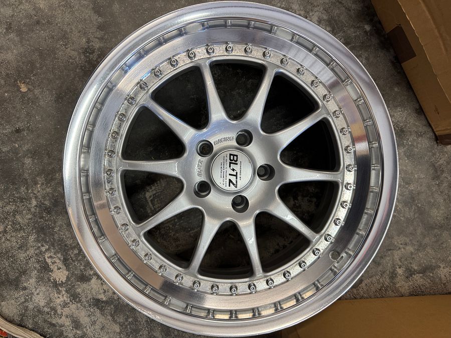 Blitz BRW 01 - 18x9 +23 (5x114.3) - Used product image (11)