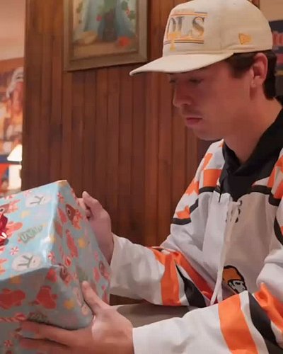 👀 🔜

#hockeytop | #icevols