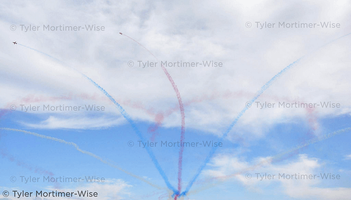 Red Arrows Up-Flying (Digital Photo) product image (1)