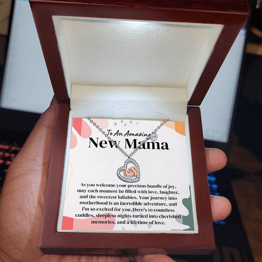 New Mama Baby Feet Necklace - Lifetime Of Love product image (5)