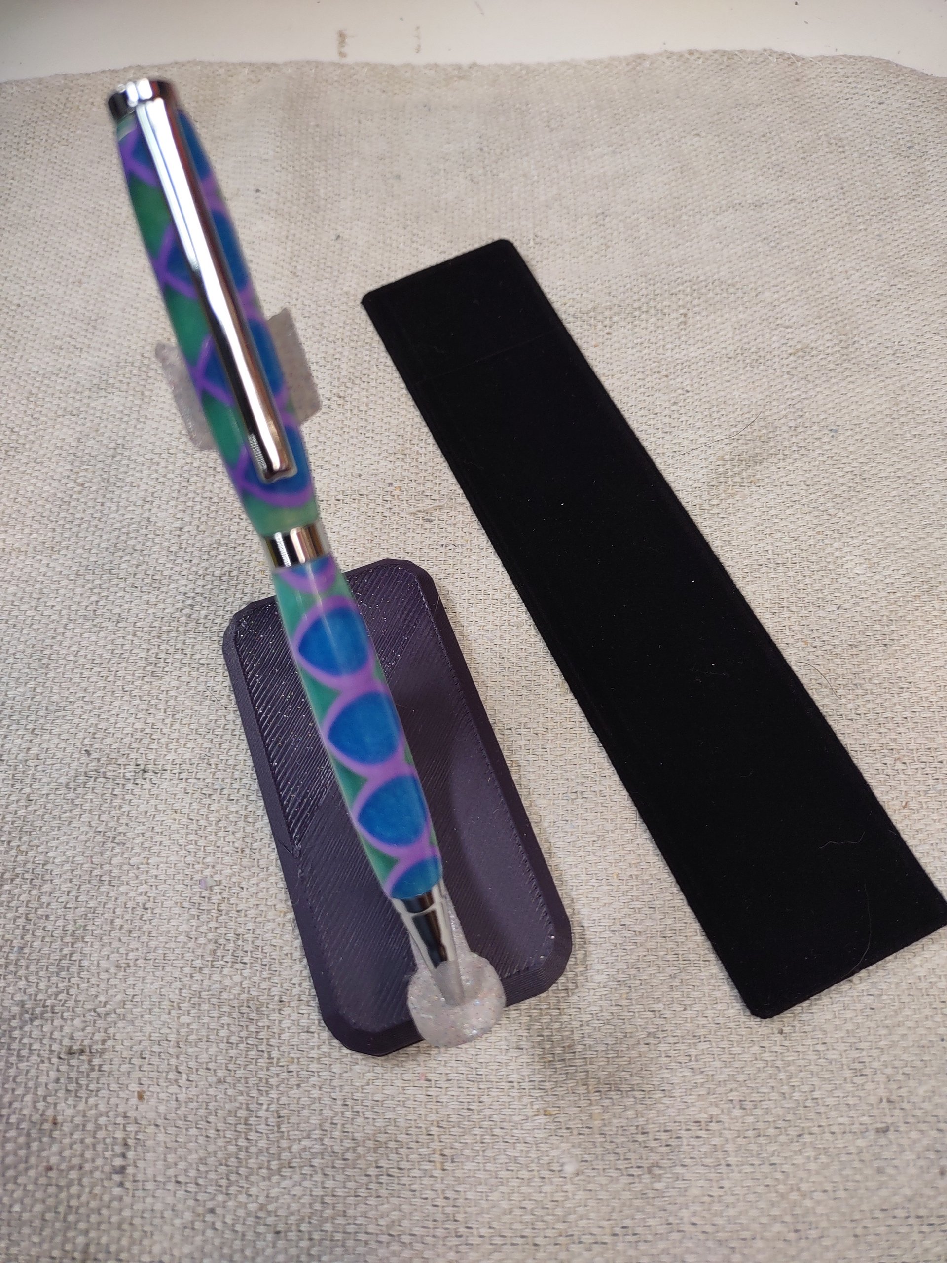 Handcrafted Hybrid Pen – Diamond Pattern with Duo Blue-Green & Duo Green-Yellow - RBSLA3D3 product image (1)