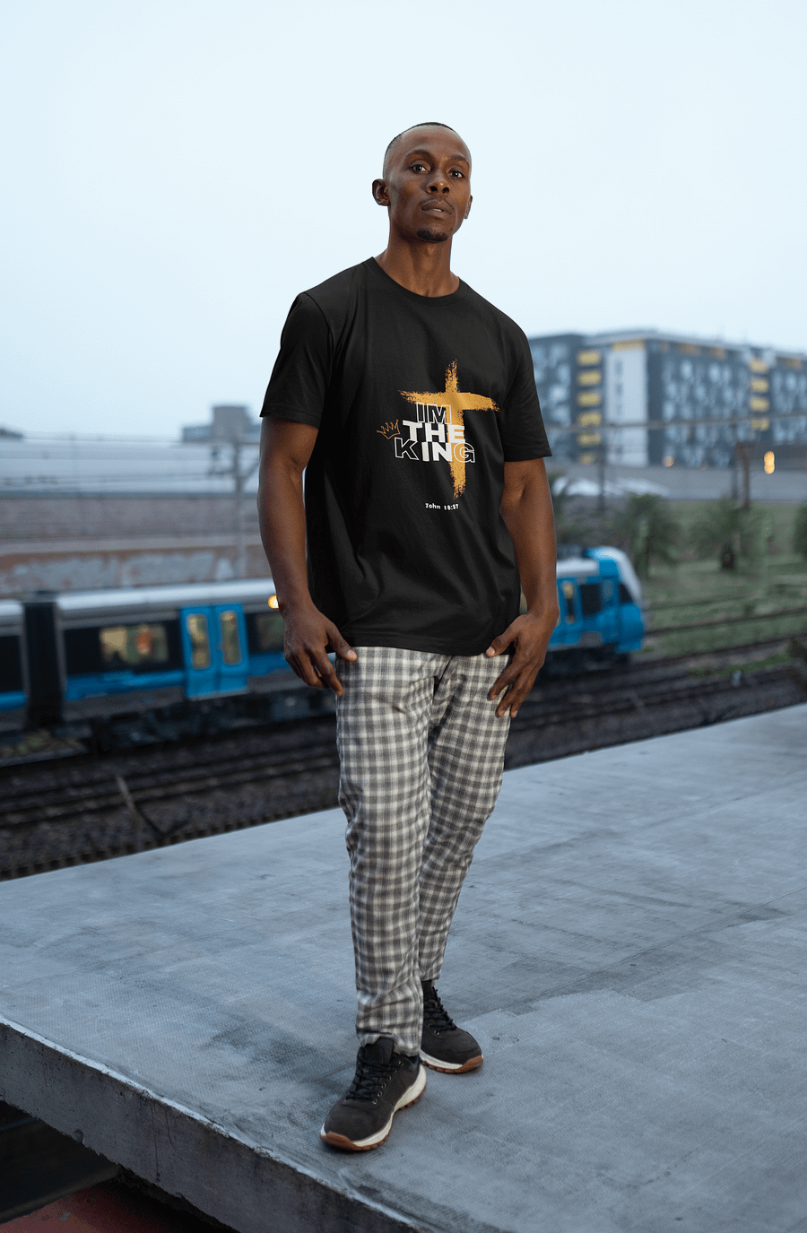 The King Crowned T-Shirt product image (13)