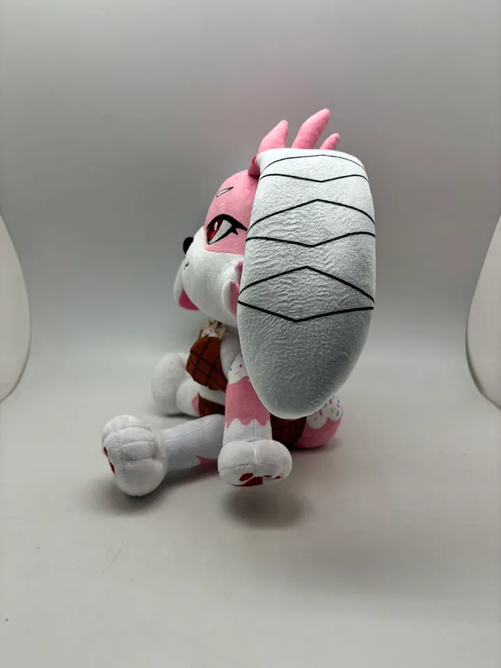 Strawberrie Plushie product image (2)