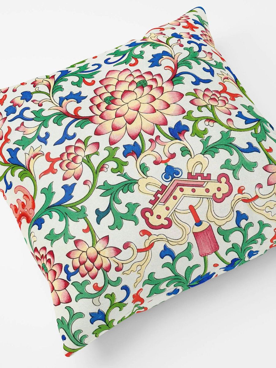 Lotus pillow product image (4)