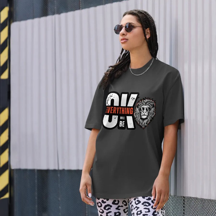 Cool Confidence Lion Oversized Tee product image (8)