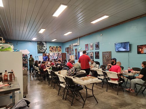 20 drafters and plenty of comander players in tonight!